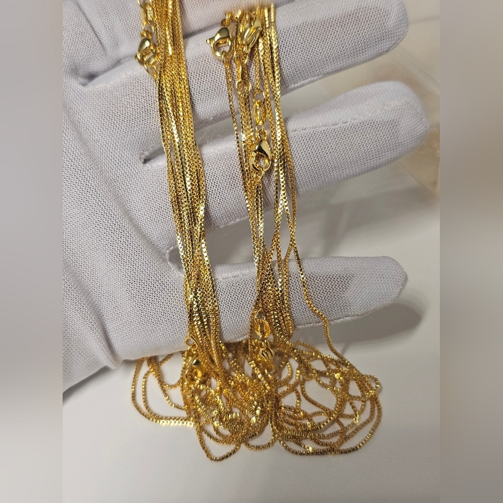 NWOT 18k Goldplated S925 Necklace O